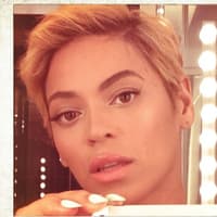 WOW! Beyoncé trägt jetzt einen Pixie-Cut, wie ihn schon Emma Watson vorführte