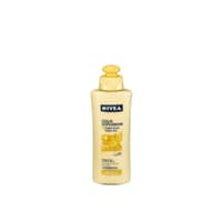 Leave-in-Kur mit Sonnenblumenextrakt: "Gold Explosion Blond Glanz Reflex Kur" von Nivea, 150 ml ca. 5 Euro 