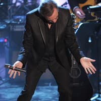 Hat den Rock immer noch in den Hüften: Neil Diamond performt live