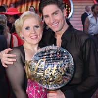 Das ist das Sieger-Paar von "Let's Dance 2011": Maite Kelly und Christian Polanc konnten sich gegen neun weitere Paare durchsetzen! Glückwunsch!