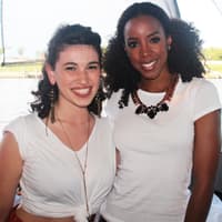 ...und hier mit der coolen Kelly Rowland (mehr zu dem Treffen in unserem OK!-Blog!)