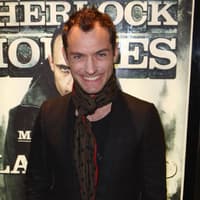 Gestatten, Dr. Watson. Jude Law spielt in der Kinoverfilmung den berühmten Detektiv-Assistenten