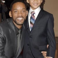 Will Smith mit seinem Sohn Jaden. Damals war der Kleine noch neu Jahre alt und spielte seine erste große Filmrolle neben seinem Vater in "The Pursuit of Happiness"