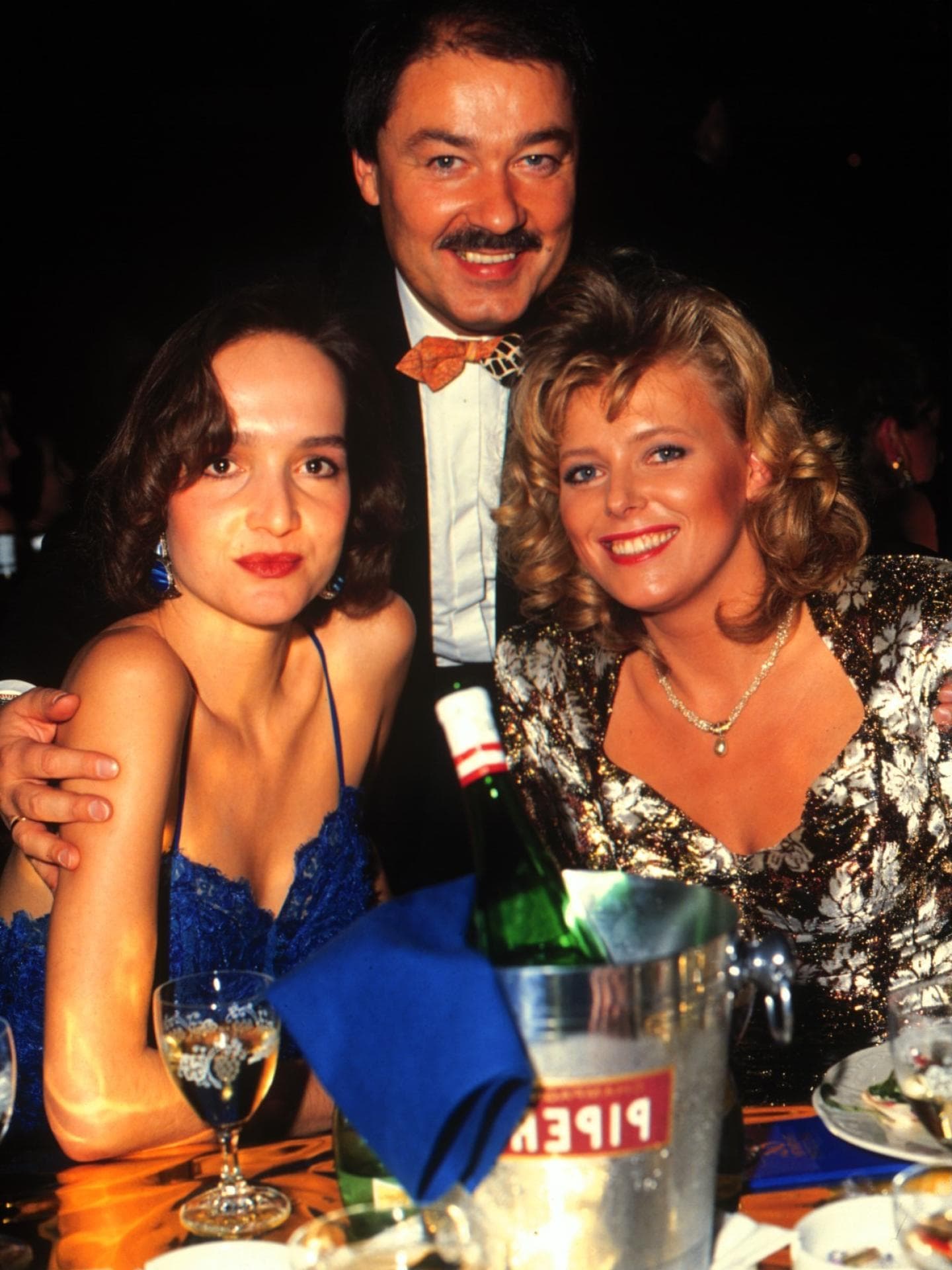 Anouschka Renzi mit Eva Hermann in den 1990er-Jahren