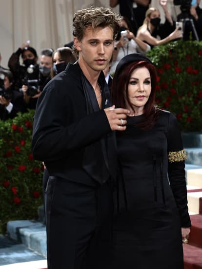 Priscilla Presley und Austin Butler bei der Met-Gala 2022