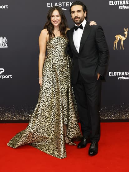 Elyas M'Barek und Ehefrau Jessica M'Barek beim Bambi 2023