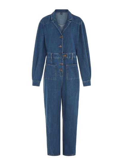 Jeans von Kopf bis Fuß: Dieser Jeans-Jumpsuit erleichtert uns die Outfitsuche, ca. 34 Euro*.