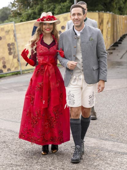 Stars auf dem Münchner Oktoberfest 2024: La Toya Jackson und Marcel Remus