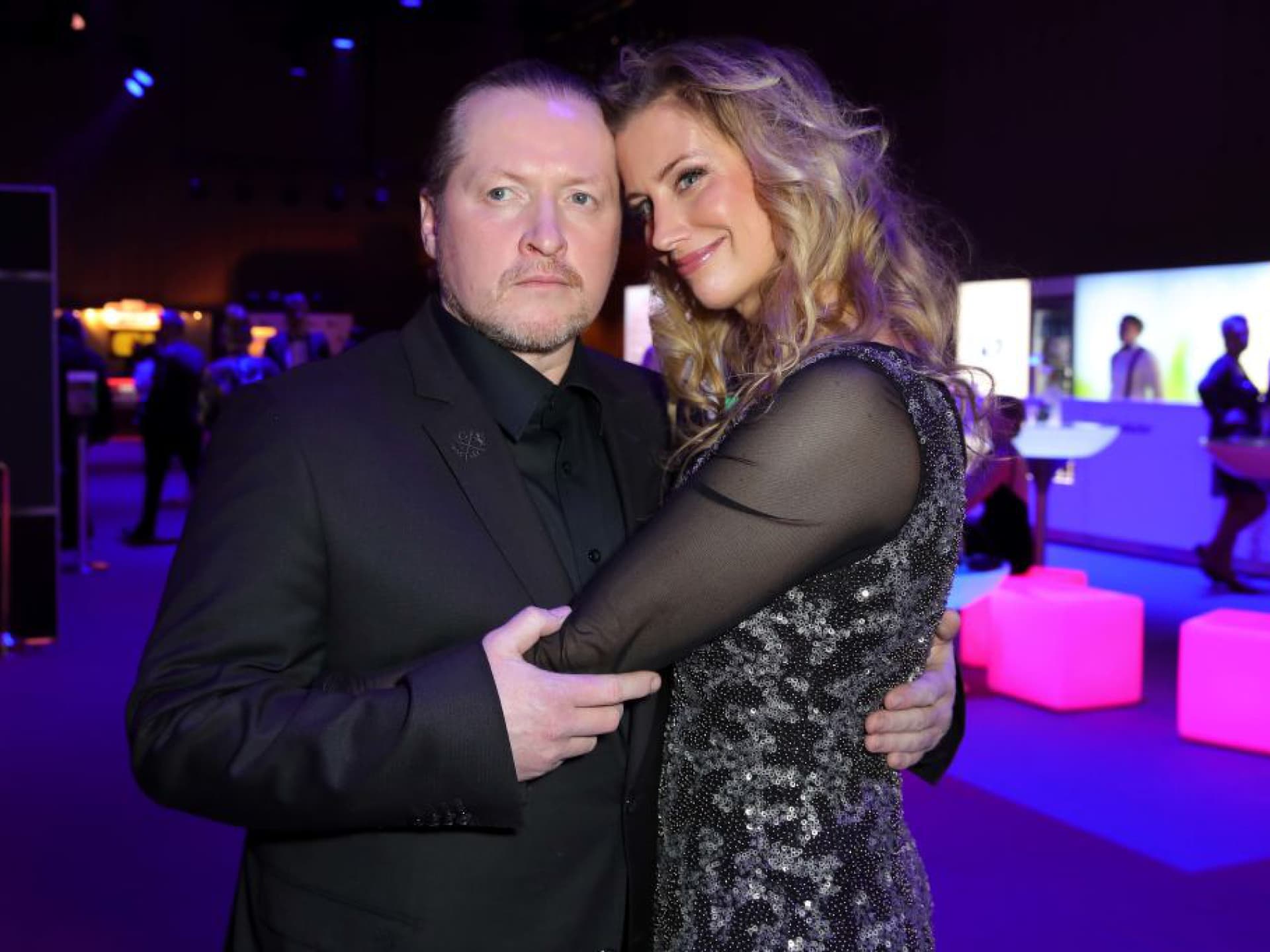 Joey Kelly posiert mit seiner Frau Tanja