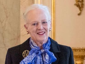 Margrethe von Dänemark schaut traurig 