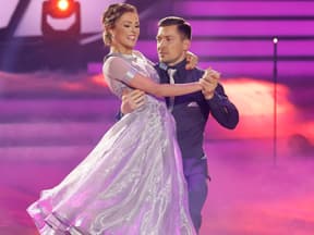 Patricija Ionel und Philipp Boy tanzen bei "Let's Dance" Walzer