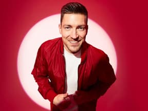 Philipp Boy Let's Dance Promi-Cast 2023 RTL rote Jacke