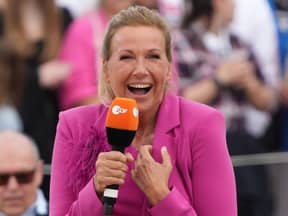 Andrea Kiewel pinker Anzug