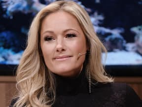 Helene Fischer wird in einer österreichischen Talkshow interviewt