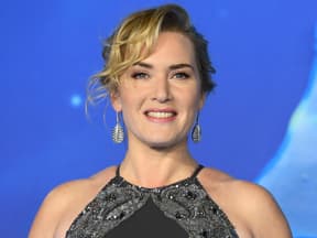 Kate Winslet lächelt