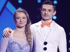 Julia Beautx und Zsolt Sandor Cseke im "Let's Dance"-Finale Arm in Arm