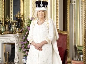 Offizielles Krönungsfoto König Charles III. - Königin Camilla 