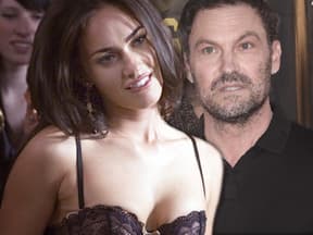 Megan Fox im BH, Brian Austin Green sieht ernst aus