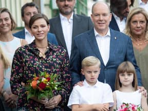 Fürstin Charlène und Fürst Albert 2023 mit ihren Zwillingen Prinz Jacques und Prinzessin Gabriella 