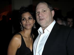 Halle Berry und Harvey Weinstein beim Oscar-Dinner von Harvey Weinstein und Dior im Chateau Marmont am 23. Februar 2011