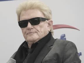 Heino guckt ernst