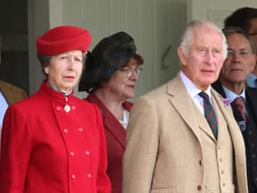 Prinzessin Anne und ihr Bruder König Charles. 