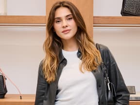 Stefanie Giesinger lächelt leicht