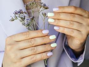 Nagellack mit Dry Drops zum schnellen Trocknen