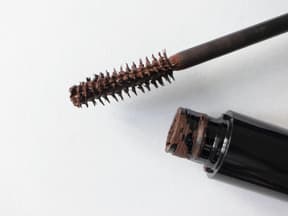 Braune Mascara