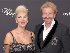 Karina Mroß und Thomas Gottschalk, 2023. 