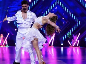 Stefano Zarrella und Mariia Maksina tanzen bei "Let's Dance".