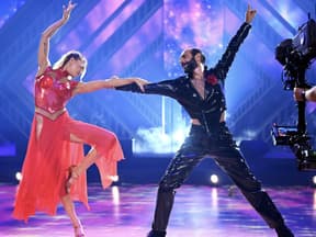 Lulu Lewe und Massimo Sinató tanzen bei "Let's Dance".