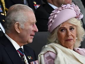 Königin Camilla & König Charles: Tränen bei der Erinnerung an den D-Day (2024)