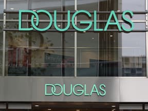 Douglas Logo