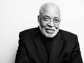 James Earl Jones, Schwarz-Weiß-Foto