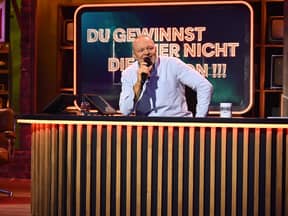 Stefan Raab in der ersten Show von DGHNDM