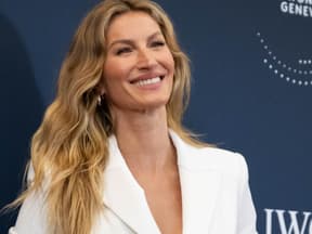 Gisele Bündchen lächelt