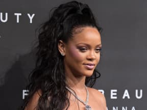 Rihanna bei Fenty Beauty