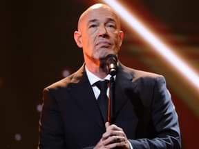 Der Graf von UNheilig traurig auf bühne