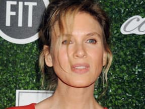 Wahnsinn! Renée Zellweger sieht um Jahre jünger aus. Ihre Beauty-Sucht nimmt kein Ende