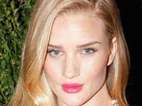 Beauty School - Der Look von Rosie Huntington-Whiteley