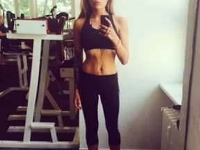 Dieses Mager-Fitness-Selfie von Sophia Thomalla löste bei ihren Fans Bestürzung aus