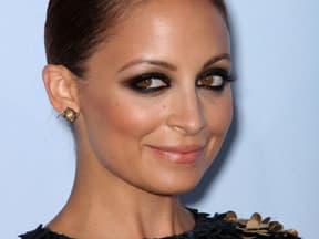 Beauty School - Der Look von Nicole Richie