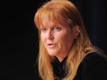 "Fergie" Sarah Ferguson guckt ernst