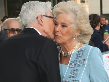 Paul O'Grady vertraut mit Queen Consort Camillla: Kuss in der Öffentlichkeit