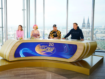 Leony, Katja Krasavice, Pietro Lombardi und Dieter Bohlen am DSDS-Jurypult