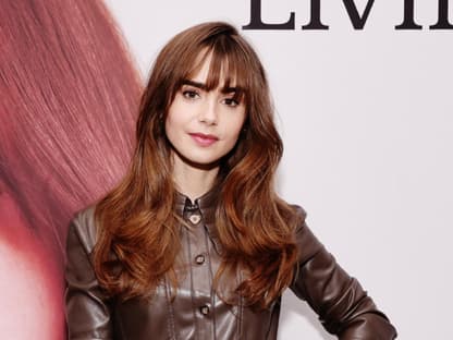 Lily Collins ernst