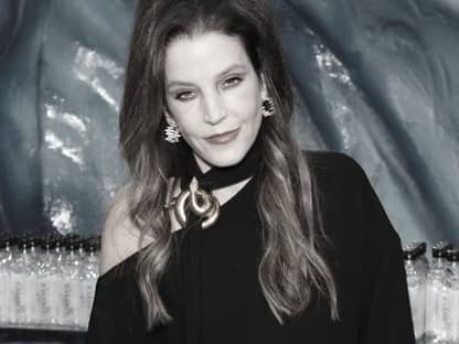 Lisa Marie Presley lächelt