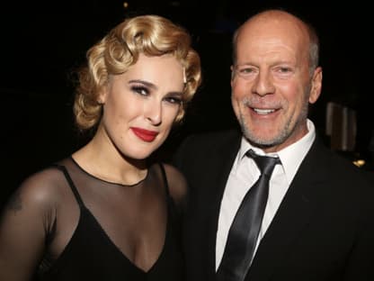 Rumer und Bruce Willis glücklich