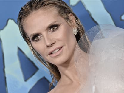 Heidi Klum mit offenem Mund